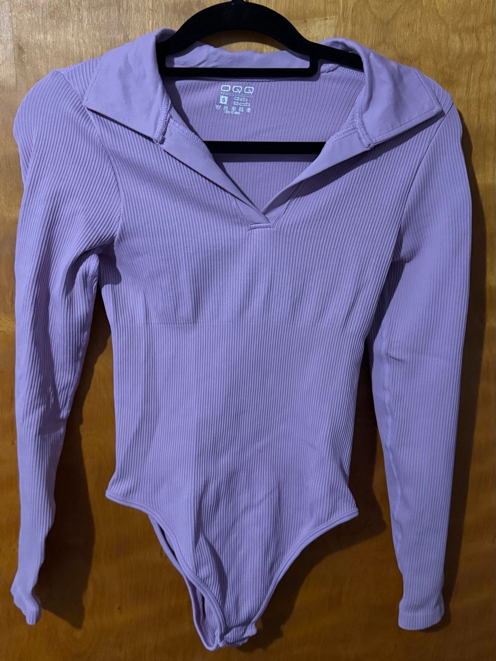 OQQ Lavender Ribbed Long Sleeve Collared Bodysuit – Size Small